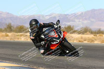 media/Feb-13-2022-SoCal Trackdays (Sun) [[c9210d39ca]]/Turn 7 Inside (1040am)/